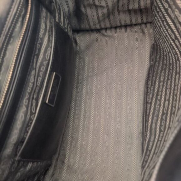 PRADA GALLERIA TWO WAY TOTE/CROSSBODY BLACK SILVER GUNMETAL HARDWARE EUC - Picture 7 of 12
